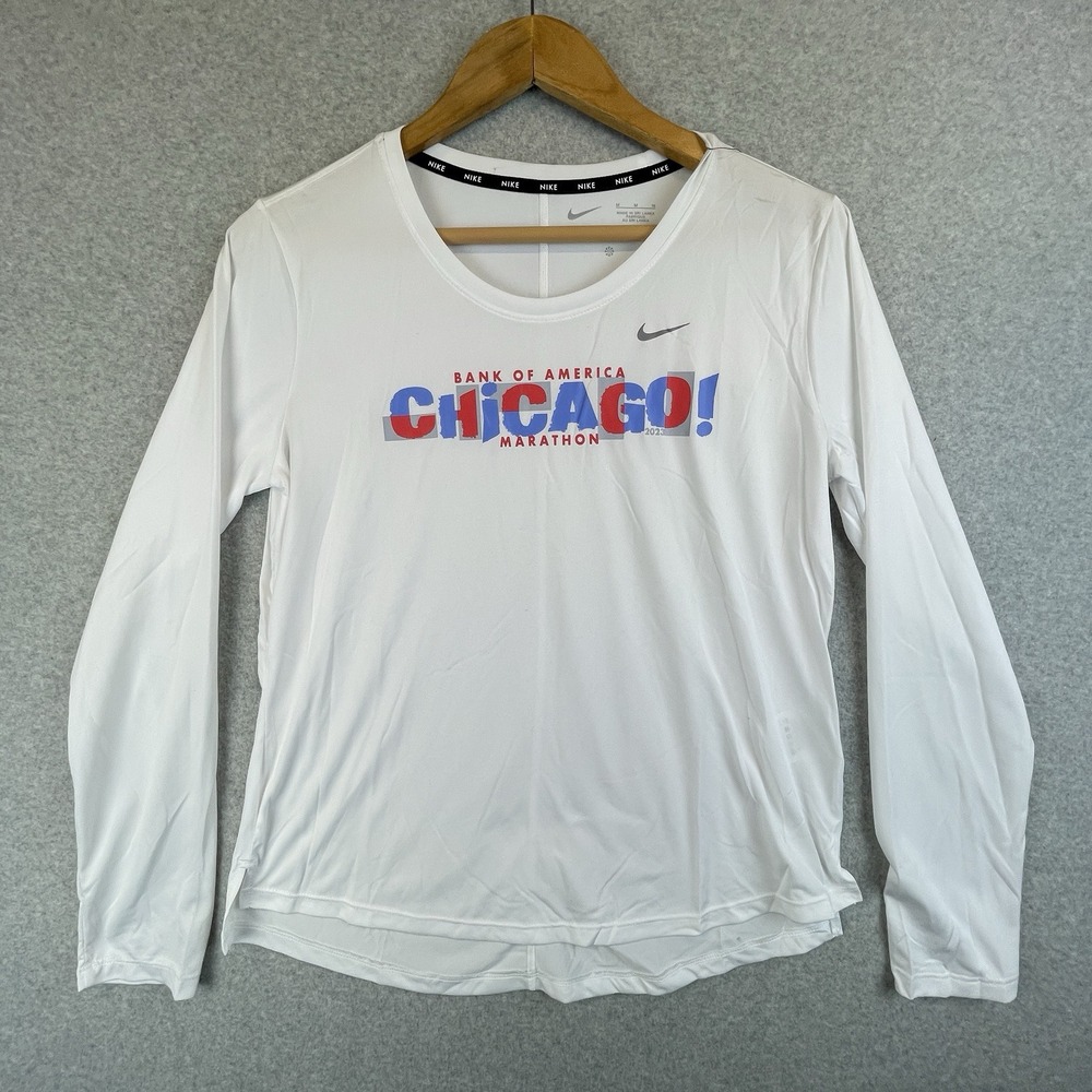 Chicago Marathon Shirt Women Medium White Nike 2023 Dri FIT Long Sleeve Running